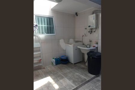 Casa à venda com 70m², 2 quartos e 1 vaga