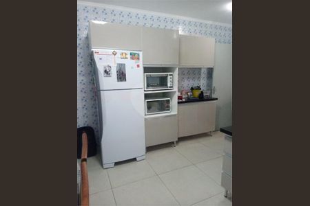 Casa à venda com 70m², 2 quartos e 1 vaga