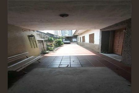 Casa à venda com 386m², 3 quartos e 6 vagas