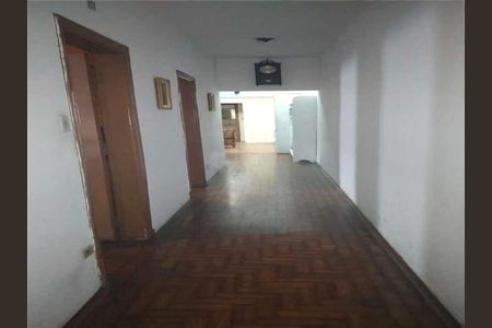 Casa à venda com 386m², 3 quartos e 6 vagas