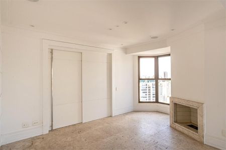 Apartamento à venda com 591m², 4 quartos e 5 vagas