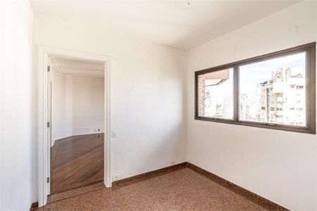 Apartamento à venda com 591m², 4 quartos e 5 vagas