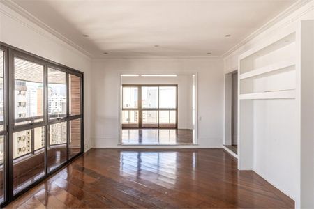 Apartamento à venda com 591m², 4 quartos e 5 vagas