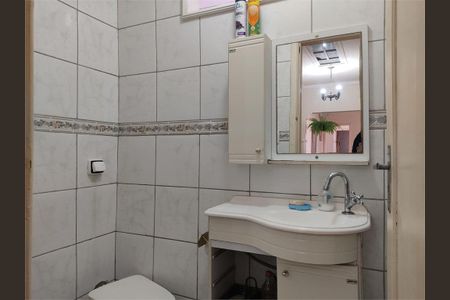 Casa à venda com 70m², 2 quartos e sem vaga