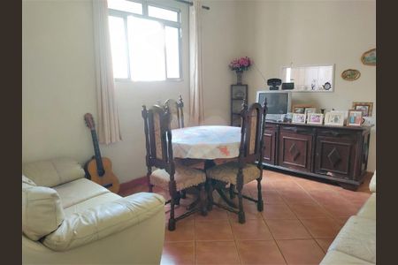 Casa à venda com 70m², 2 quartos e sem vaga