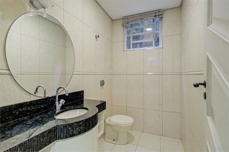 Casa à venda com 454m², 5 quartos e 4 vagas
