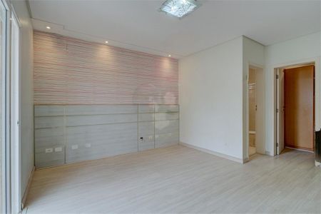 Casa à venda com 454m², 5 quartos e 4 vagas
