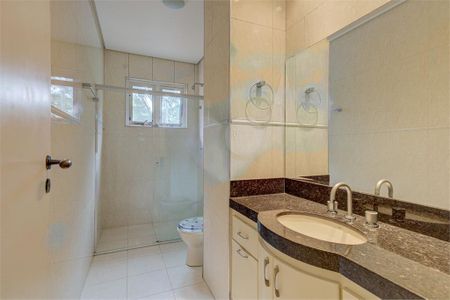 Casa à venda com 454m², 5 quartos e 4 vagas
