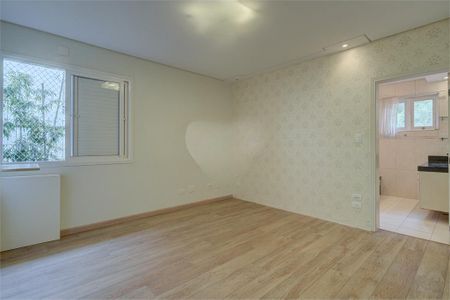 Casa à venda com 454m², 5 quartos e 4 vagas