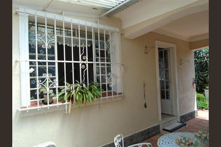 Casa à venda com 200m², 3 quartos e 6 vagas