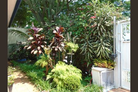 Casa à venda com 200m², 3 quartos e 6 vagas