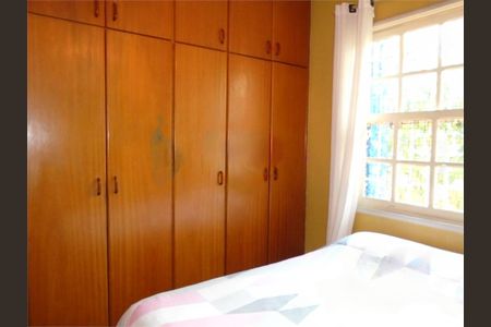 Casa à venda com 200m², 3 quartos e 6 vagas