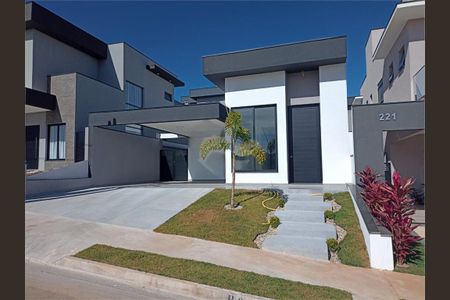 Casa à venda com 135m², 3 quartos e 4 vagas