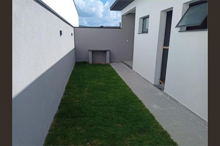 Casa à venda com 135m², 3 quartos e 4 vagas