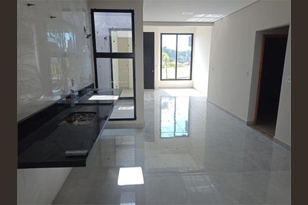 Casa à venda com 135m², 3 quartos e 4 vagas