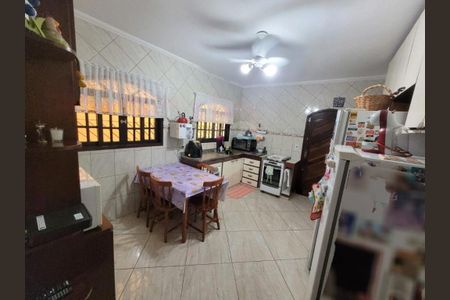 Casa à venda com 150m², 3 quartos e 4 vagas