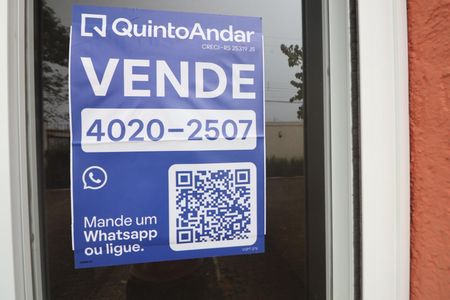 Casa de condomínio à venda com 55m², 2 quartos e 2 vagasPlaca