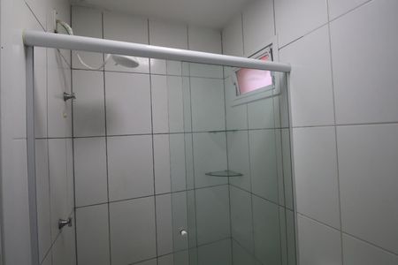 Casa de condomínio à venda com 55m², 2 quartos e 2 vagasBanheiro Social