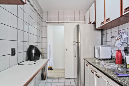 Apartamento à venda com 55m², 2 quartos e 1 vaga Apartamento à venda com 55m², 2 quartos e 1 vagaCozinha