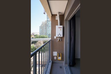 Varanda Quarto de apartamento para alugar com 1 quarto, 25m² em Vila Cordeiro, São Paulo