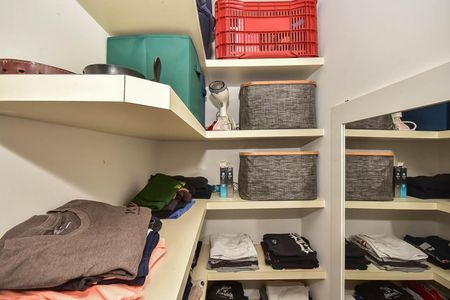 Casa de condomínio à venda com 100m², 3 quartos e 2 vagasArmário da Suíte