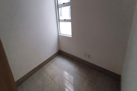 Apartamento à venda com 218m², 4 quartos e 4 vagas
