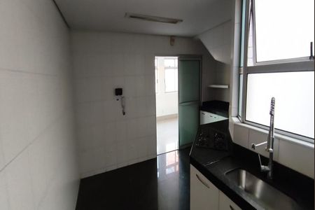 Apartamento à venda com 218m², 4 quartos e 4 vagas