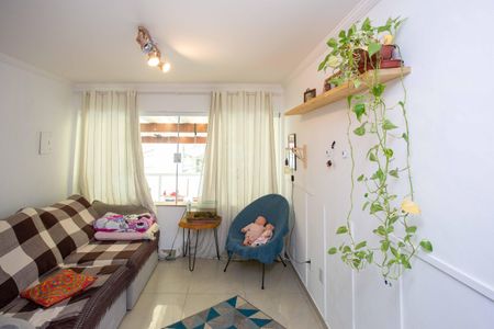 Sala de TV de casa para alugar com 4 quartos, 125m² em Centro, Diadema