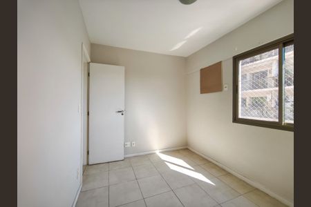 Apartamento à venda com 70m², 2 quartos e 1 vagaQuarto 2