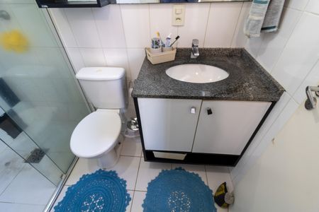 Apartamento à venda com 66m², 3 quartos e 2 vagas Apartamento à venda com 66m², 3 quartos e 2 vagasBanheiro da Suíte