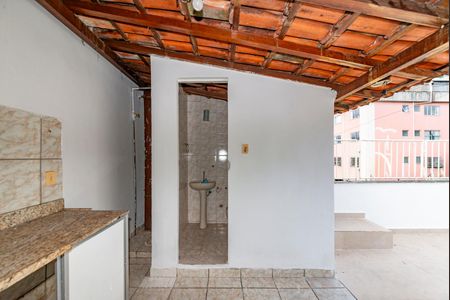 Apartamento à venda com 120m², 2 quartos e 1 vaga Apartamento à venda com 120m², 2 quartos e 1 vagaVaranda