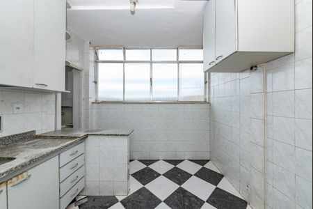 Apartamento à venda com 120m², 2 quartos e 1 vaga Apartamento à venda com 120m², 2 quartos e 1 vagaCozinha