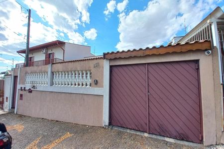 Casa à venda com 127m², 4 quartos e 3 vagas Casa à venda com 127m², 4 quartos e 3 vagasFachada do Prédio