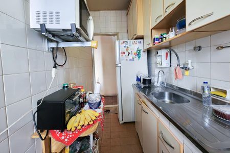 Apartamento à venda com 52m², 2 quartos e 1 vaga Apartamento à venda com 52m², 2 quartos e 1 vagaCozinha