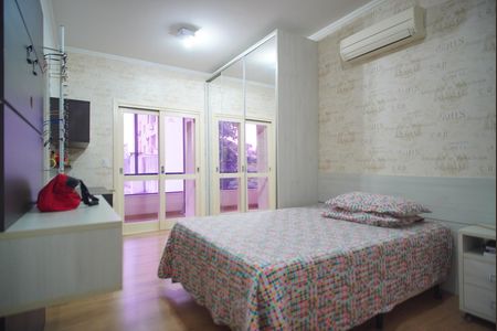 Casa à venda com 240m², 3 quartos e 4 vagasSuíte Americana 2