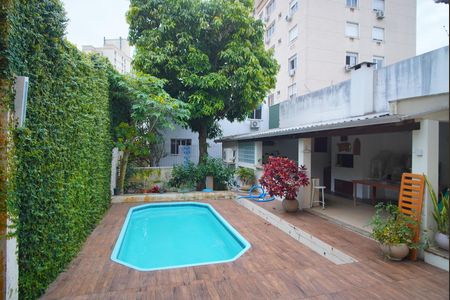 Casa à venda com 240m², 3 quartos e 4 vagasSala - Vista