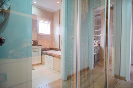 Casa à venda com 240m², 3 quartos e 4 vagasCloset da Suíte