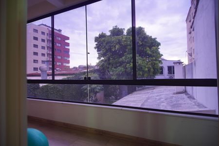 Casa à venda com 240m², 3 quartos e 4 vagasSuíte Americana 2 - Vista