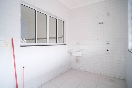 Casa à venda com 180m², 3 quartos e 4 vagasÁrea de Serviço