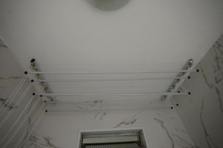 Casa à venda com 170m², 4 quartos e 2 vagasÁrea de Serviço