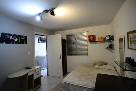 Casa à venda com 170m², 4 quartos e 2 vagasQuarto de Serviço