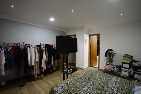 Casa à venda com 170m², 4 quartos e 2 vagasQuarto