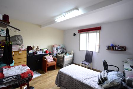 Casa à venda com 170m², 4 quartos e 2 vagasQuarto