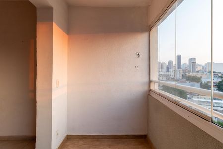 Apartamento à venda com 58m², 2 quartos e 1 vaga Apartamento à venda com 58m², 2 quartos e 1 vagaVaranda