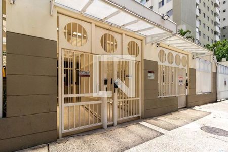 Apartamento à venda com 58m², 2 quartos e 1 vaga Apartamento à venda com 58m², 2 quartos e 1 vagaFachada