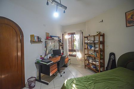 Casa à venda com 541m², 4 quartos e 2 vagas Casa à venda com 541m², 4 quartos e 2 vagasSuíte 4