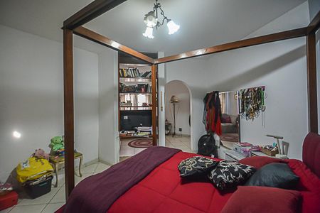 Casa à venda com 541m², 4 quartos e 2 vagas Casa à venda com 541m², 4 quartos e 2 vagasSuíte 1