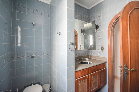 Casa à venda com 541m², 4 quartos e 2 vagas Casa à venda com 541m², 4 quartos e 2 vagasBanheiro da Suíte 3