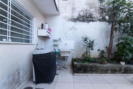 Casa à venda com 156m², 3 quartos e 2 vagasLavanderia