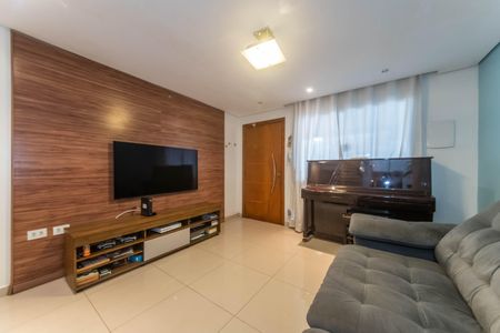 Casa à venda com 156m², 3 quartos e 2 vagasSala